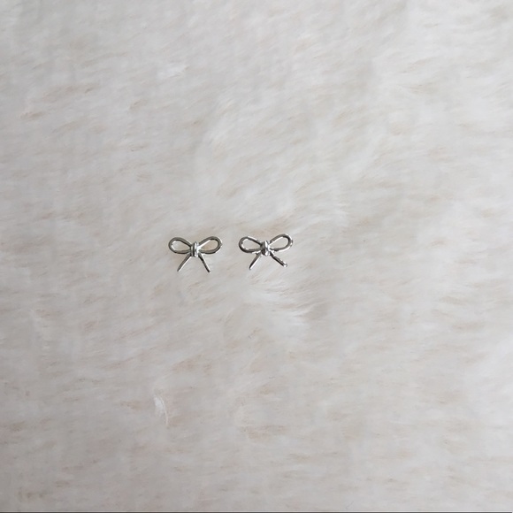 Sterling Silver Ribbon Earrings - Picture 1 of 6